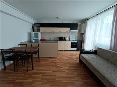 Apartament cu 3 camere, semidecomandat, zona Buna Ziua